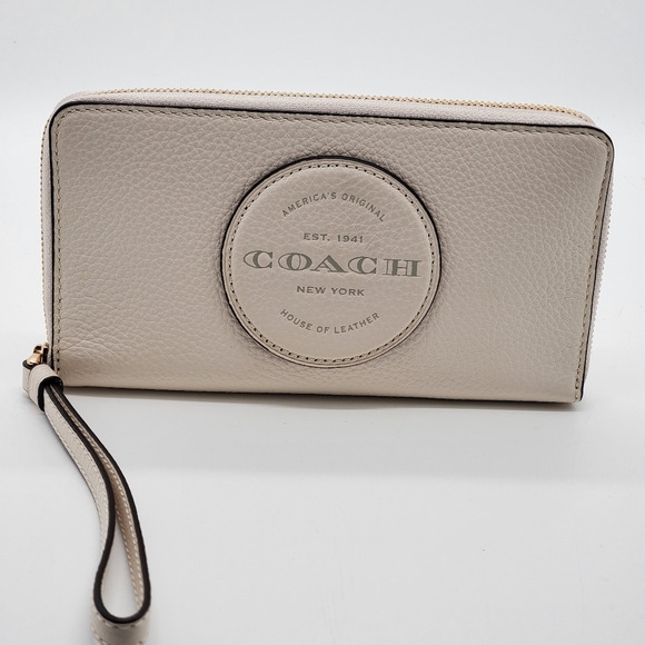 Coach Wallet Leather Zip Around New - Picture 2 of 9